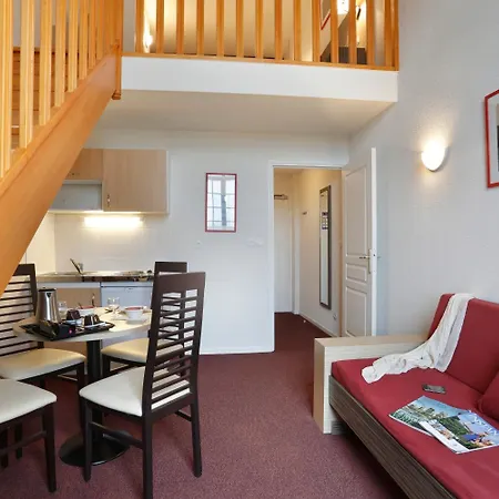 Comfort & Vacanceole Les Demeures Champenoises 2*