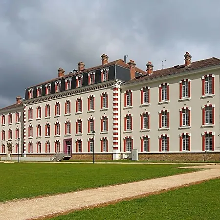 Aparthotel Comfort & Vacanceole Les Demeures Champenoises