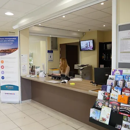 Apartmanhotel Comfort & Vacanceole Les Demeures Champenoises 2*