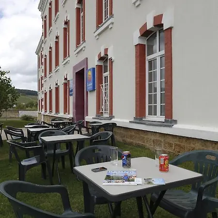 Aparthotel Comfort & Vacanceole Les Demeures Champenoises 2*