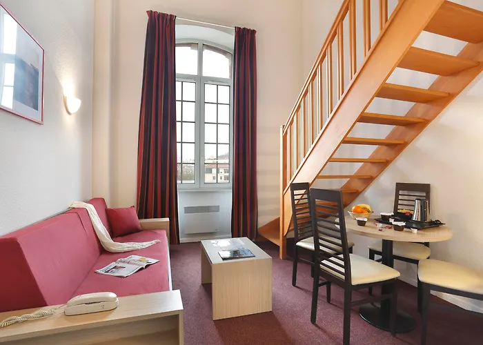 Aparthotel Comfort & Vacanceole Les Demeures Champenoises 2*