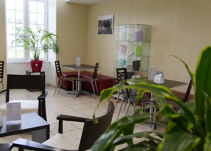 Aparthotel Comfort & Vacanceole Les Demeures Champenoises 2*