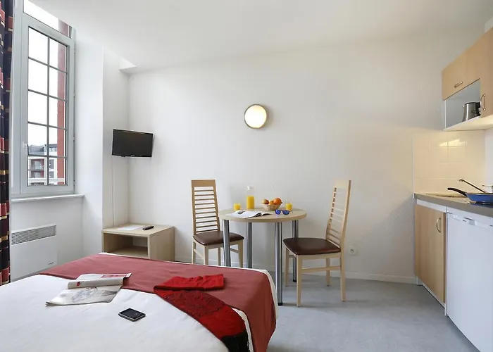 Aparthotel Comfort & Vacanceole Les Demeures Champenoises