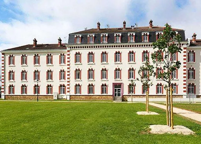 Comfort & Vacanceole Les Demeures Champenoises Aparthotel 2*
