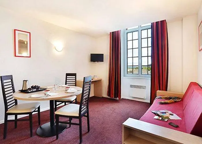 Comfort & Vacanceole Les Demeures Champenoises 2*